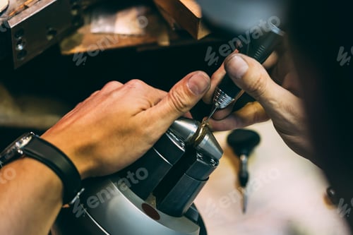 Preview: Jeweler working on a ring