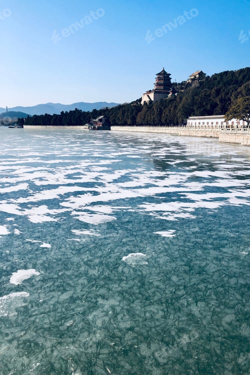 Preview: The frozen surface of Kunming Lake and the attic on longevity Hill at the Summer Palace in winter.