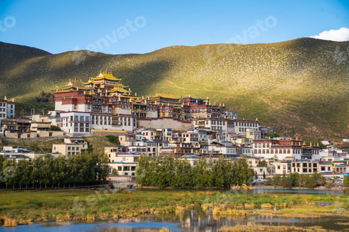 Preview: Shangri La Songzanlin Monastery in Yunnan, China