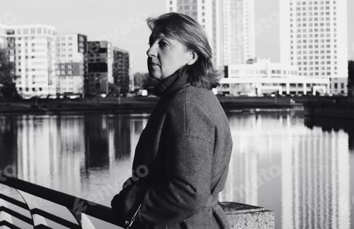 Preview: Black and white portrait. Woman