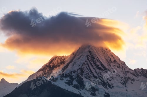 Preview: Cordillera
