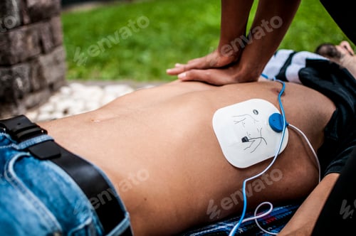 Preview: cardiac massage to an unconscious guy after injury