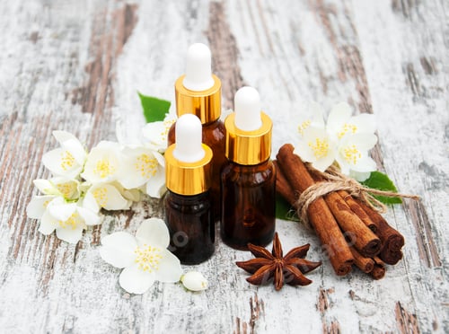 Preview: Massage oils and jasmine flowers