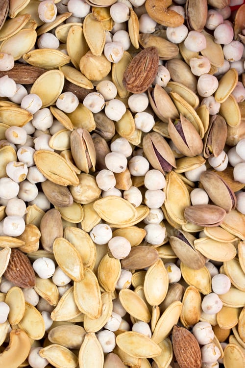 Preview: Peanuts, walnuts, almonds, hazelnuts and cashews mixed together