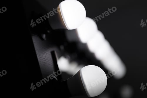 Preview: mirror bulbs at make up room