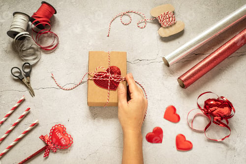 Preview: Decorating a Gift with a Heart for Valentine's