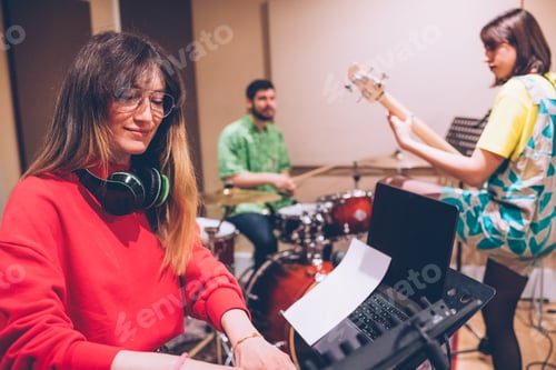 Preview: Musician rehearsing studio