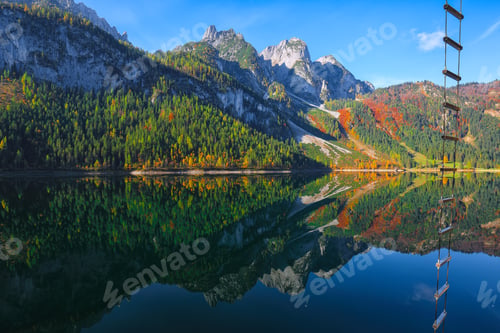 Preview: Beautiful view of idyllic colorful autumn scenery in Gosausee la