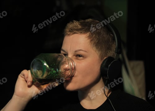 Preview: Portrait of a woman