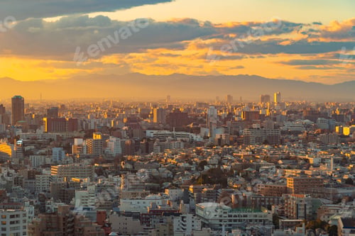Preview: Downtown, urban city in Japan