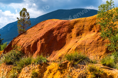 Preview: Shot of the beautiful red hills of the Colorado Provence in Rustrel, France