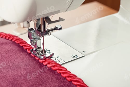 Preview: sewing machine and decorative edging cord