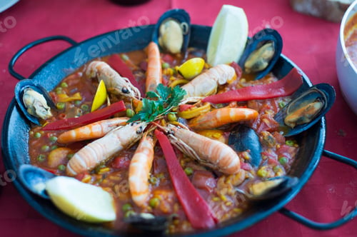 Preview: Paella