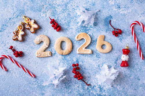 Preview: Festive New Year's cookies in the shape of 2026