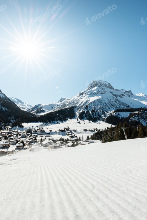 Preview: Sunrise over Groomed Slopes in Lech Zürs