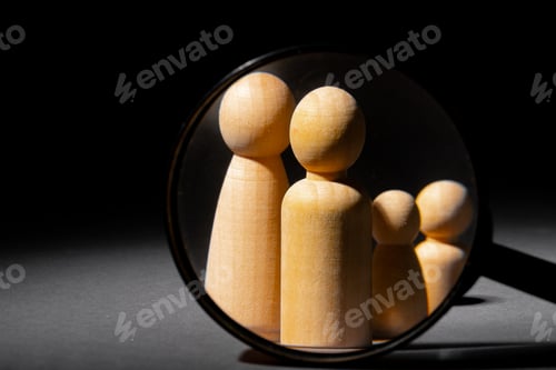 Preview: Wooden little figures of people. Family concept