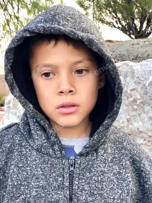 Preview: Candid portrait of child thinking, lifestyle outdoor,