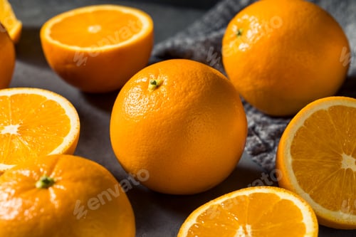 Preview: Raw Organic Fresh Oranges