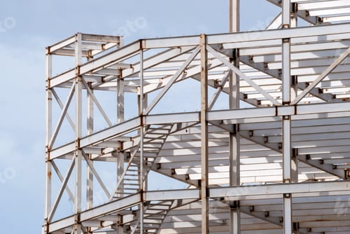 Preview: Construction of a steel-based building in Guatemala City at sunrise