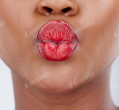 Preview: Mwah