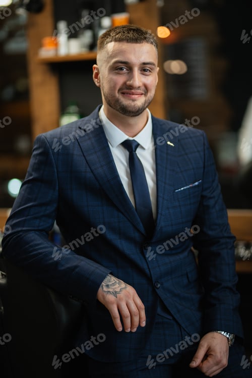 Preview: portrait of a bearded groom