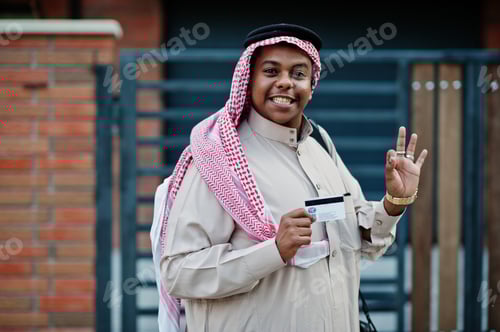 Preview: Middle Eastern arab man