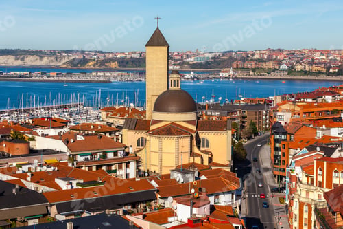 Preview: Las arenas of Getxo seafront and church