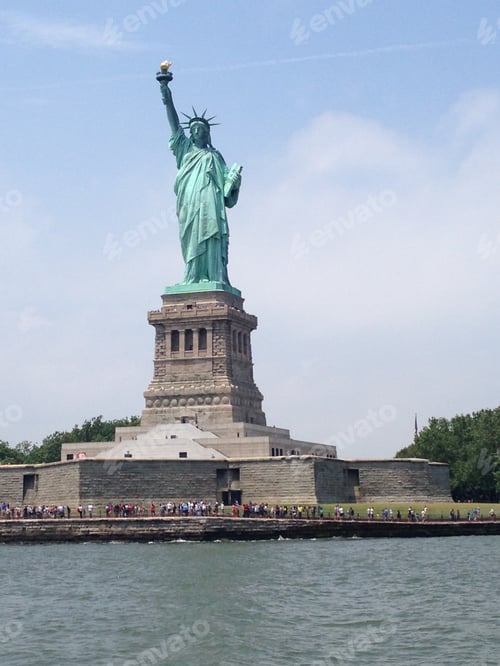 Preview: Statue if liberty at New York