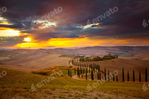 Preview: Tuscany - Landscape panorama, hills and meadow, Toscana - Italy
