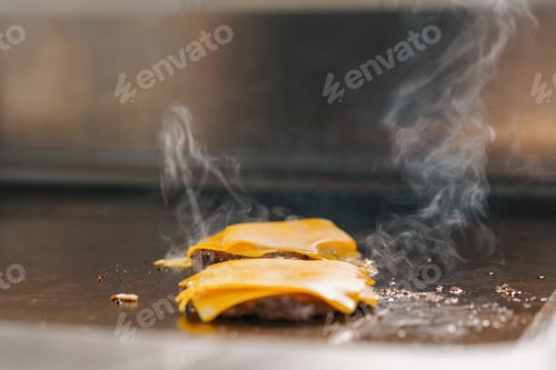 Preview: professional kitchen hotel restaurant close up smash burger with grilled cheese food concept
