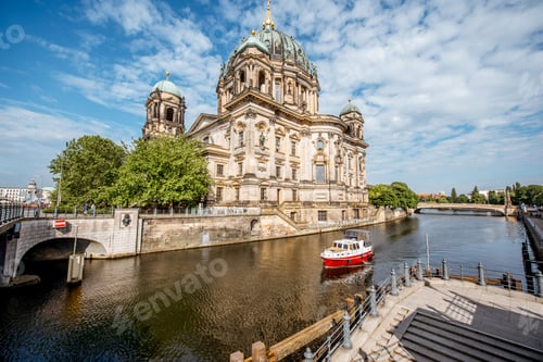 Preview: Berlin city view