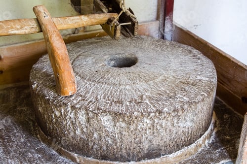 Preview: hand millstone in little rustic mill in Adjara