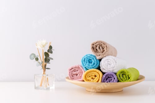 Preview: Rolled towels on the table