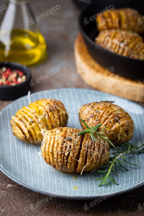 Preview: Baked hasselback potatoes