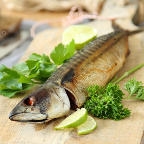 Preview: Smoked mackerel with lime and parsley on wooden board