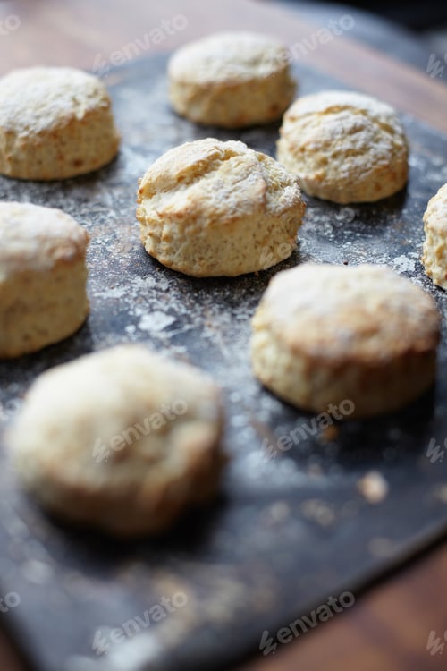 Preview: Close up of freshly baked scones on baking tray