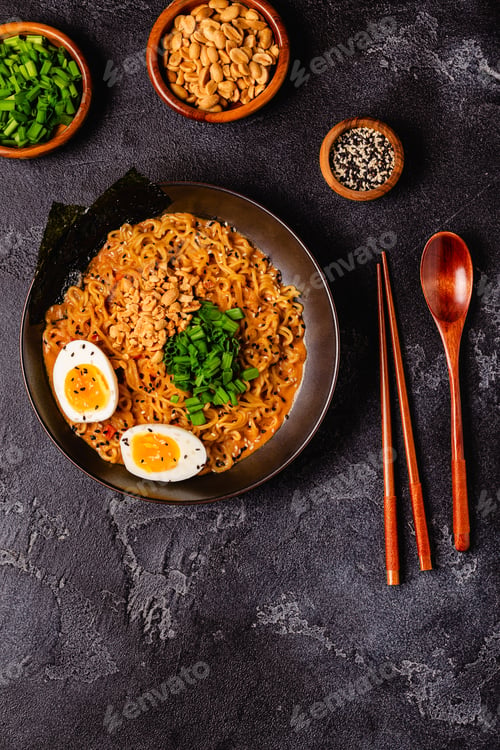 Preview: Korean style instant noodle, Shin Ramyeon with peanut and egg.