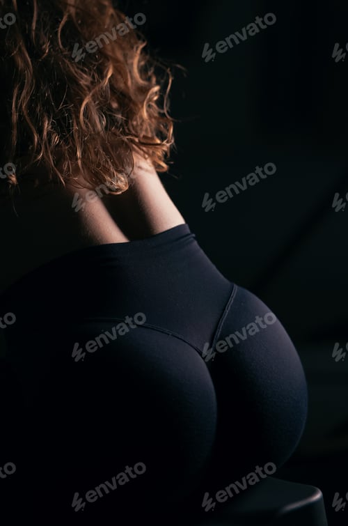 Preview: Athletic Beautiful Woman Does her cross fitness at gym
