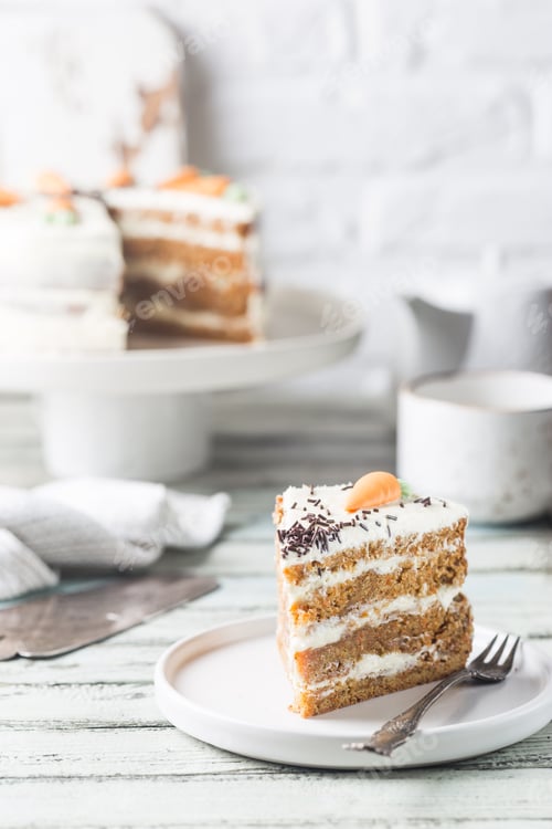 Preview: Homemade carrot cake