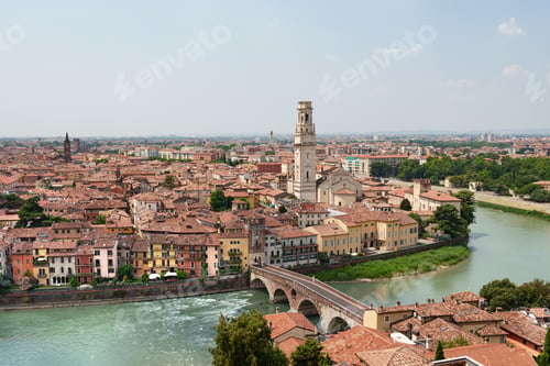 Preview: Panoramic view of Verona with the river Adige and historic architecture.