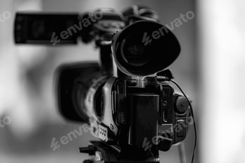 Preview: Cameras at a Media Conference