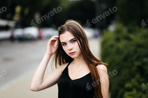 Preview: Young couple walking and having fun