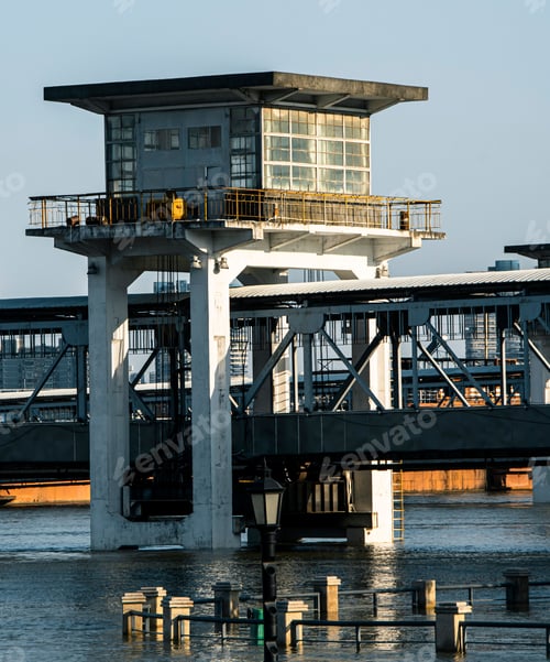 Preview: Industrial wharf at Wuhan Port