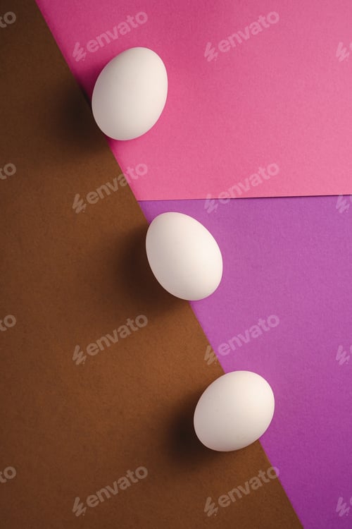 Preview: Three white eggs