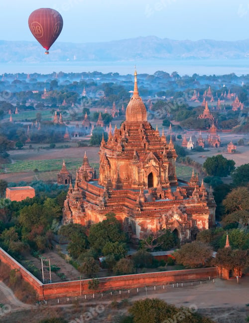 Preview: Hot Air Balloon over the temples of Bagan - Myanmar