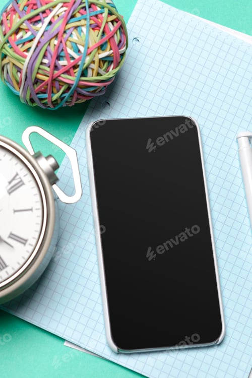 Preview: Black smartphone on the table