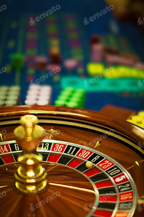 Preview: wooden roulette wheel