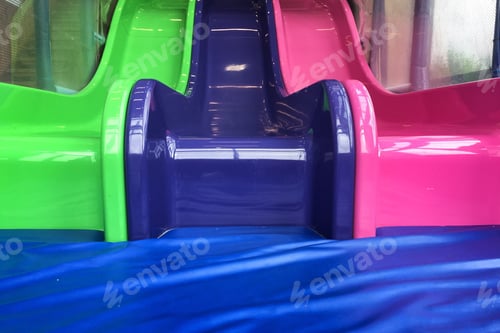 Preview: Colourful slides