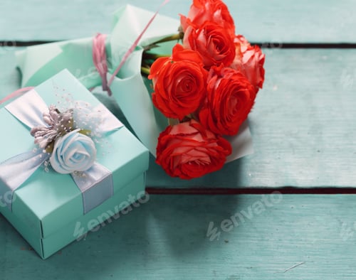 Preview: Gift Box