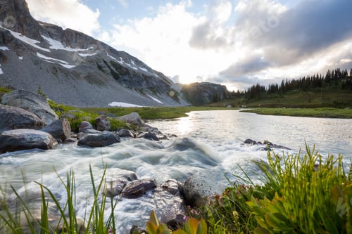 Preview: Mountains creek
